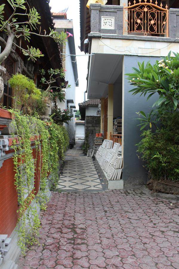 Green Palm Homestay BALI Esterno foto