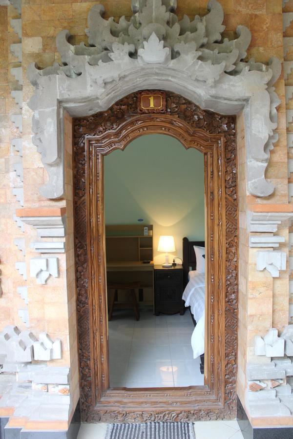 Green Palm Homestay BALI Esterno foto