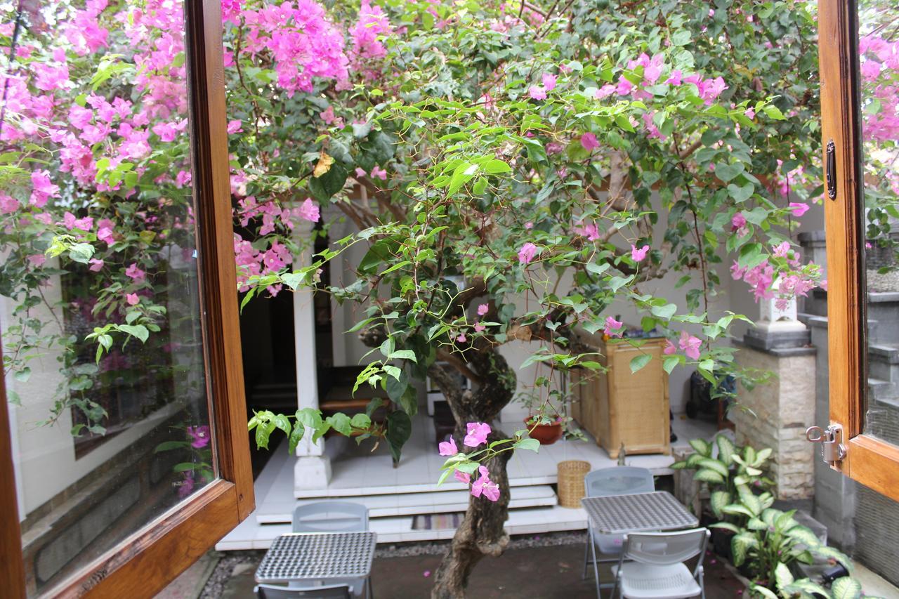 Green Palm Homestay BALI Esterno foto