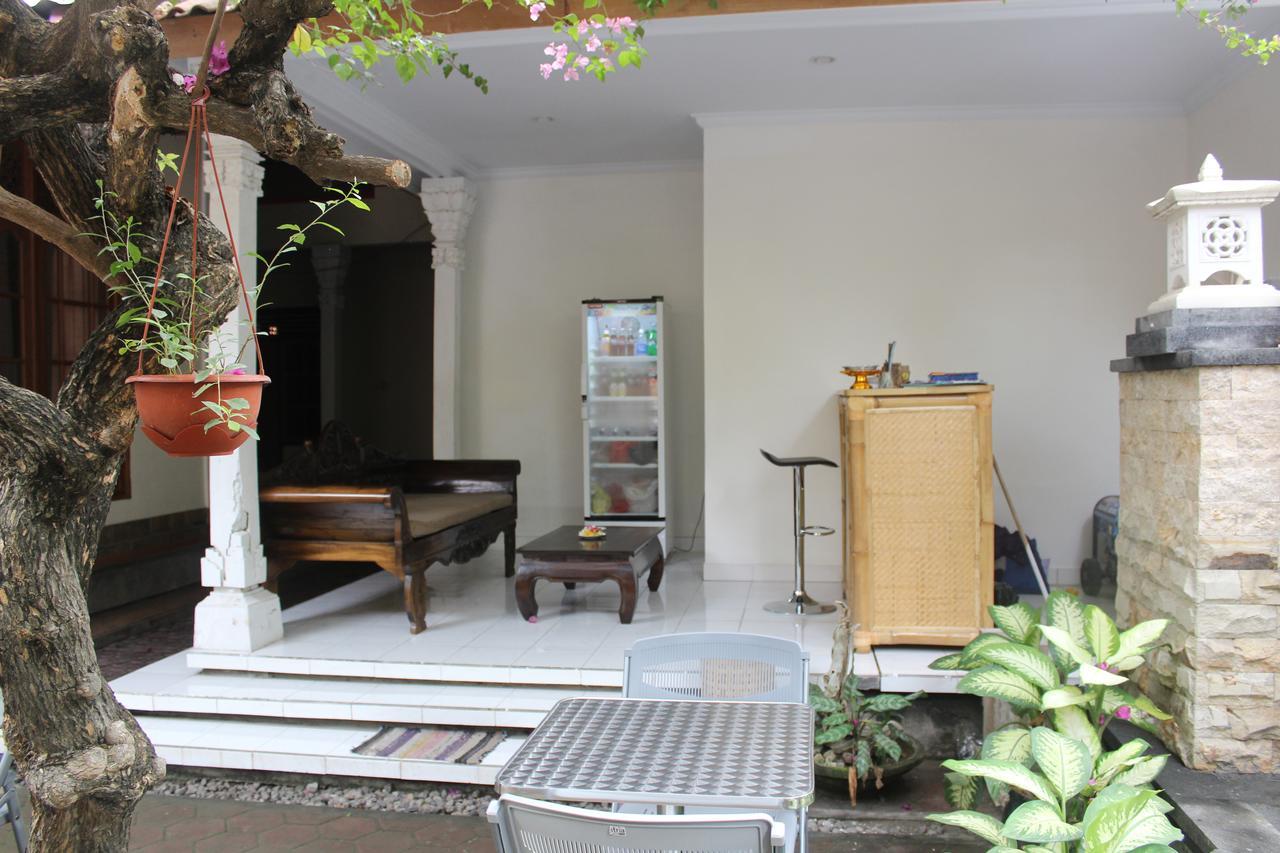 Green Palm Homestay BALI Esterno foto