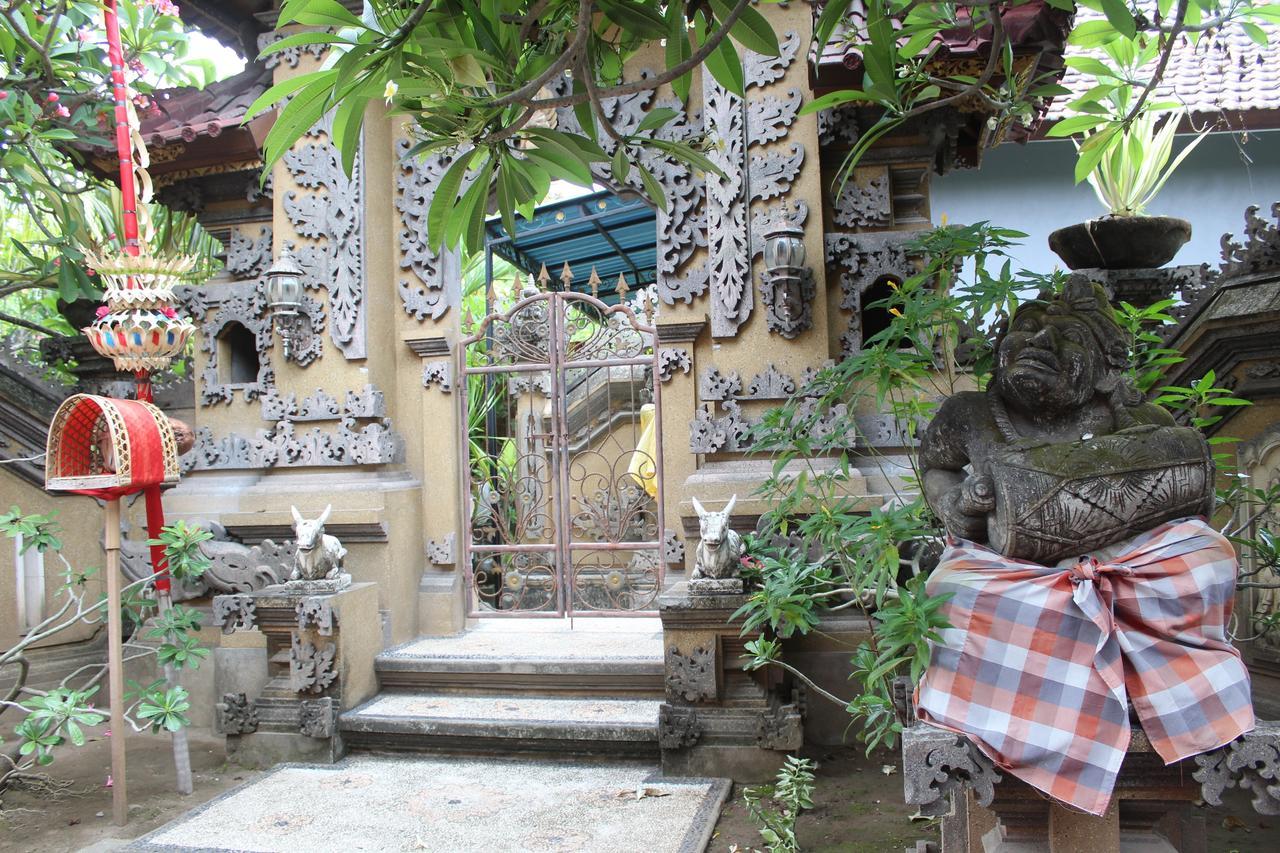 Green Palm Homestay BALI Esterno foto